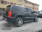 2011 Cadillac Escalade Luxury with VIN 1GYS4BEF8BR287618, listed as a Copart auction lot 70679595 with 133,090 mi miles and Salvage title. Bid and sale history available at DreamBid. Image 3.