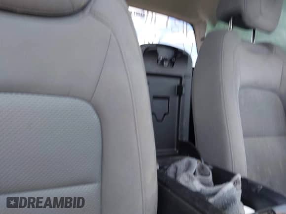 2019 Chevrolet Colorado 2WD Work Truck with VIN 1GCHSBEA7K1241528, listed as a IAAI auction lot 42530288 with 99,798 mi miles and . Bid and sale history available at DreamBid. Image 8.