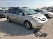 2006 Toyota Sienna XLE z VIN 5TDZA22C56S409978, wystawiony jako Copart lot #81127375 z przebiegiem 310 835 mil mil oraz Czysty tytuł • Clean title. Historia ofert i sprzedaży dostępna na DreamBid. Obrazek 4.