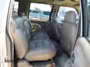 1999 Chevrolet Suburban with VIN 1GNFK16R0XJ560144, listed as a IAAI auction lot 43267797 with 232,125 mi miles and . Bid and sale history available at DreamBid. Image 8.