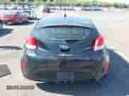 2012 Hyundai Veloster w/Black Int с VIN KMHTC6AD8CU046547, выставлен на аукционе IAAI как лот 42388735 с пробегом 12 884 миль миль и . История ставок и продаж доступна на DreamBid. Изображение 16.