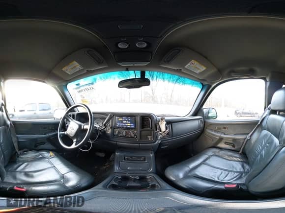 2002 Chevrolet Silverado 1500 LS with VIN 2GCEC19T121346310, listed as a IAAI auction lot 41451900 with 140,697 mi miles and . Bid and sale history available at DreamBid. Image 21.