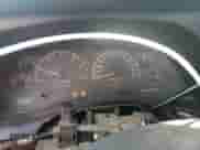1999 Dodge 2500 z VIN 3B7KF23W6XG191514, wystawiony jako Copart lot #73981044 z przebiegiem 157 342 mil mil oraz Szkoda całkowita • Salvage title. Historia ofert i sprzedaży dostępna na DreamBid. Obrazek 9.