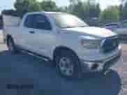 2012 Toyota Tundra z VIN 5TFRU5F15CX026386, wystawiony jako IAAI lot #42588467 z przebiegiem 256 381 mil mil oraz . Historia ofert i sprzedaży dostępna na DreamBid. Obrazek 1.