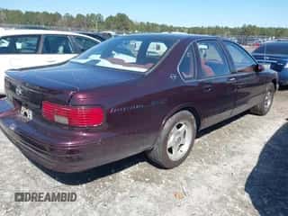 1996 Chevrolet Caprice 1SA Special Value с VIN 1G1BL52P7TR146198, выставлен на аукционе IAAI как лот 41746994 с пробегом Не указан миль и . История ставок и продаж доступна на DreamBid. Изображение 4.