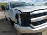 2017 Chevrolet Silverado 1500 Custom с VIN 1GCRCPEH3HZ300564, выставлен на аукционе IAAI как лот 42178810 с пробегом 111 877 миль миль и . История ставок и продаж доступна на DreamBid. Изображение 17.