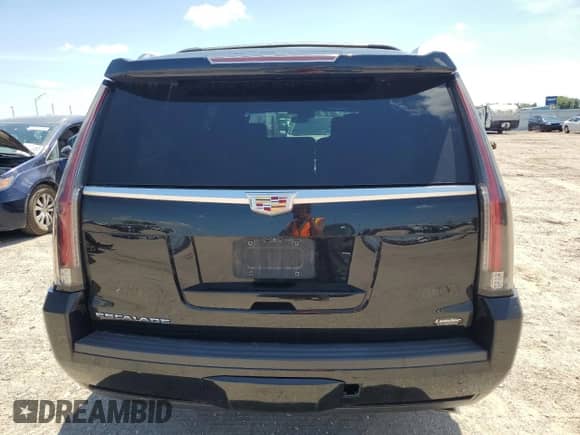 2018 Cadillac Escalade ESV Platinum with VIN 1GYS4KKJ1JR134537, listed as a Copart auction lot 64612765 with 152,072 mi miles and Salvage title. Bid and sale history available at DreamBid. Image 6.