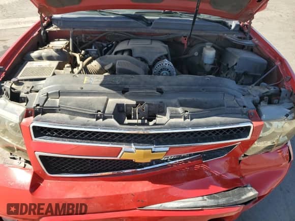 2009 Chevrolet Suburban 1LT z VIN 1GNFC26019R240260, wystawiony jako Copart lot #73403784 z przebiegiem 225 572 mil mil oraz Szkoda całkowita • Salvage title. Historia ofert i sprzedaży dostępna na DreamBid. Obrazek 14.