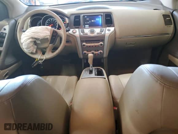 2014 Nissan Murano SV with VIN JN8AZ1MU3EW405243, listed as a Copart auction lot 84384295 with 129,971 mi miles and Salvage title. Bid and sale history available at DreamBid. Image 8.