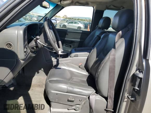 2003 GMC Sierra 1500 SLE with VIN 2GTEC19T731131936, listed as a Copart auction lot 66722825 with 189,340 mi miles and Salvage title. Bid and sale history available at DreamBid. Image 7.