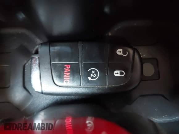 2018 Jeep Renegade Latitude with VIN ZACCJBBB3JPH88983, listed as a IAAI auction lot 42787716 with 126,451 mi miles and . Bid and sale history available at DreamBid. Image 11.