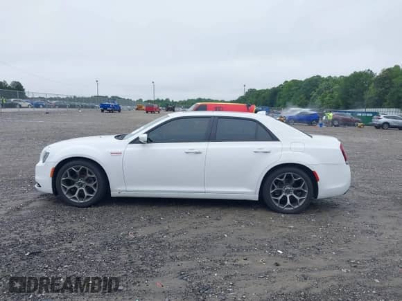 2017 Chrysler 300 S with VIN 2C3CCABGXHH617888, listed as a IAAI auction lot 42289640 with 98,080 mi miles and . Bid and sale history available at DreamBid. Image 14.