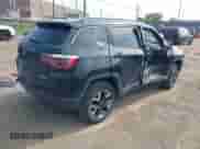 2018 Jeep Compass Trailhawk с VIN 3C4NJDDB0JT129673, выставлен на аукционе IAAI как лот 42887666 с пробегом 121 735 миль миль и . История ставок и продаж доступна на DreamBid. Изображение 4.
