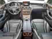 2015 Mercedes-Benz C 300 z VIN 55SWF4JB2FU056000, wystawiony jako Copart lot #68462335 z przebiegiem 91 402 mil mil oraz Szkoda całkowita • Salvage title. Historia ofert i sprzedaży dostępna na DreamBid. Obrazek 8.