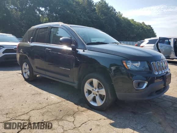 2015 Jeep Compass High Altitude with VIN 1C4NJCEA2FD335543, listed as a Copart auction lot 63681255 with 166,050 mi miles and Clean title. Bid and sale history available at DreamBid. Image 4.