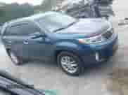 2014 Kia Sorento LX с VIN 5XYKT4A64EG490082, выставлен на аукционе IAAI как лот 43021901 с пробегом 148 584 миль миль и . История ставок и продаж доступна на DreamBid. Изображение 13.