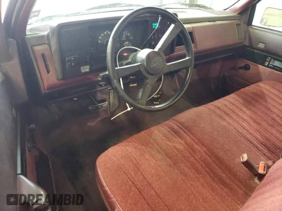 1988 Chevrolet Silverado 3500 с VIN 1GCGC34K9JE116935, выставлен на аукционе Copart как лот 72621064 с пробегом 160 593 миль миль и Чистый • Clean title. История ставок и продаж доступна на DreamBid. Изображение 8.