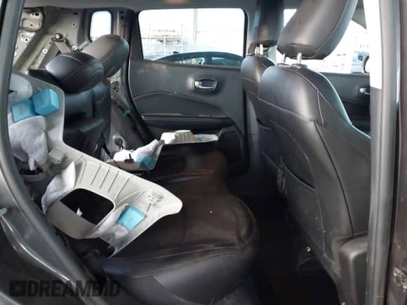 2021 Jeep Compass Altitude с VIN 3C4NJCBB3MT522861, выставлен на аукционе IAAI как лот 40885753 с пробегом 98 583 миль миль и . История ставок и продаж доступна на DreamBid. Изображение 8.