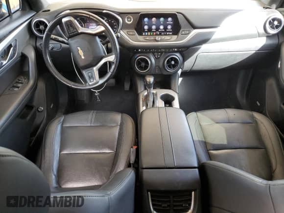 2019 Chevrolet Blazer with VIN 3GNKBDRS6KS701742, listed as a Copart auction lot 62751845 with 141,681 mi miles and Salvage title. Bid and sale history available at DreamBid. Image 8.