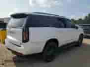 2022 Cadillac Escalade Premium Luxury с VIN 1GYS4BKLXNR332363, выставлен на аукционе Copart как лот 59677995 с пробегом 38 657 миль миль и Списание • Salvage title. История ставок и продаж доступна на DreamBid. Изображение 3.