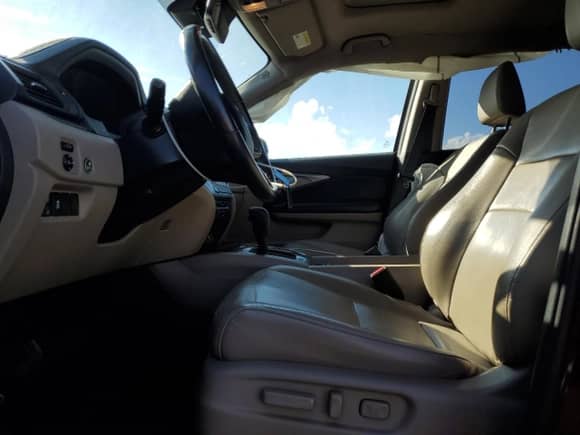 2019 Honda Pilot EX-L z VIN 5FNYF6H42KB028284, wystawiony jako Copart lot #84472905 z przebiegiem 138 609 mil mil oraz Szkoda całkowita • Salvage title. Historia ofert i sprzedaży dostępna na DreamBid. Obrazek 7.