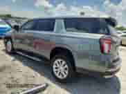 2023 Chevrolet Suburban Premier z VIN 1GNSCFKD5PR377441, wystawiony jako Copart lot #65782875 z przebiegiem 56 474 mil mil oraz Szkoda całkowita • Salvage title. Historia ofert i sprzedaży dostępna na DreamBid. Obrazek 2.