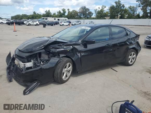 2016 Dodge Dart SXT z VIN 1C3CDFBB7GD506192, wystawiony jako Copart lot #70286245 z przebiegiem Nie podano mil oraz Szkoda całkowita • Salvage title. Historia ofert i sprzedaży dostępna na DreamBid. Obrazek 1.