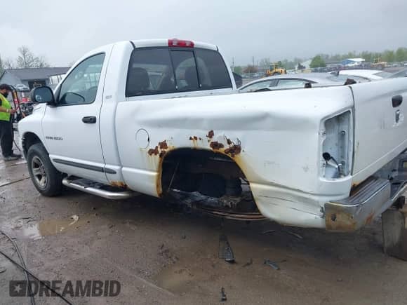 2002 Dodge 1500 z VIN 1D7HU16N82J214155, wystawiony jako IAAI lot #42112882 z przebiegiem 214 411 mil mil oraz . Historia ofert i sprzedaży dostępna na DreamBid. Obrazek 15.