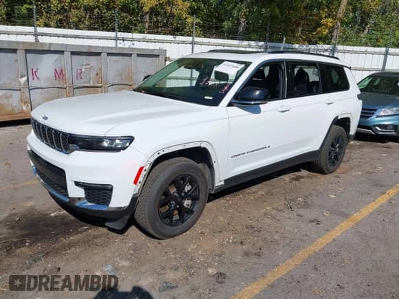 2023 Jeep Grand Cherokee Limited с VIN 1C4RJKBGXP8838834, выставлен на аукционе IAAI как лот 43327600 с пробегом 53 295 миль миль и . История ставок и продаж доступна на DreamBid. Изображение 17.
