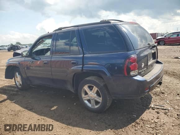2007 Chevrolet TrailBlazer LT z VIN 1GNDS13S472278596, wystawiony jako Copart lot #66569525 z przebiegiem Nie podano mil oraz Szkoda całkowita • Salvage title. Historia ofert i sprzedaży dostępna na DreamBid. Obrazek 2.