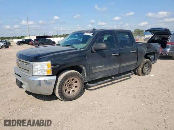 2012 Chevrolet Silverado 1500 LS z VIN 3GCPCREA1CG248592, wystawiony jako Copart lot #71743905 z przebiegiem 220 764 mil mil oraz Szkoda całkowita • Salvage title. Historia ofert i sprzedaży dostępna na DreamBid. Obrazek 1.