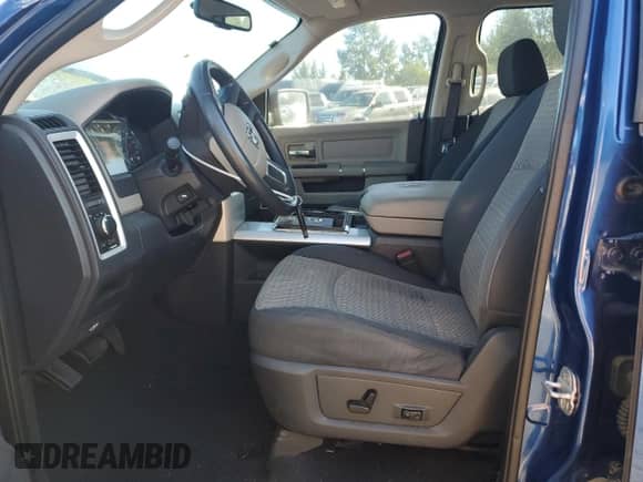 2009 Dodge 1500 ST с VIN 1D3HB18T79S727176, выставлен на аукционе Copart как лот 69806264 с пробегом 73 179 миль миль и Списание • Salvage title. История ставок и продаж доступна на DreamBid. Изображение 7.