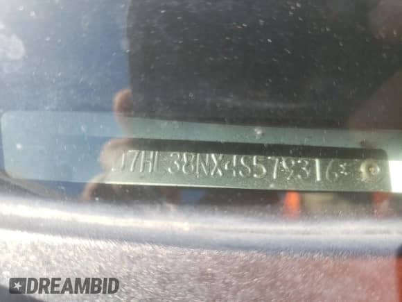 2004 Dodge Dakota Sport z VIN 1D7HL38NX4S579316, wystawiony jako Copart lot #68731865 z przebiegiem 183 085 mil mil oraz Szkoda całkowita • Salvage title. Historia ofert i sprzedaży dostępna na DreamBid. Obrazek 12.