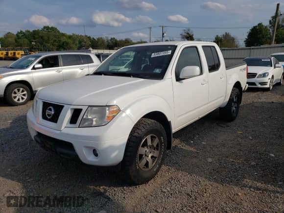 2012 Nissan Frontier SL с VIN 1N6AD0EV6CC413604, выставлен на аукционе Copart как лот 83807205 с пробегом 109 948 миль миль и Чистый • Clean title. История ставок и продаж доступна на DreamBid. Изображение 1.