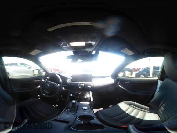 2024 Lexus IS 500 F Sport Performance z VIN JTHAP1D24R5005427, wystawiony jako IAAI lot #42899952 z przebiegiem 15 042 mil mil oraz . Historia ofert i sprzedaży dostępna na DreamBid. Obrazek 19.