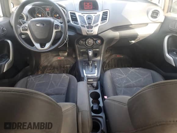 2012 Ford Fiesta SE с VIN 3FADP4BJ0CM155729, выставлен на аукционе Copart как лот 85286035 с пробегом 90 092 миль миль и Списание • Salvage title. История ставок и продаж доступна на DreamBid. Изображение 8.