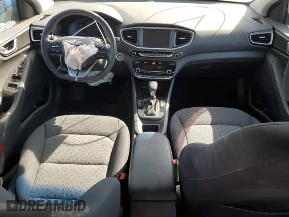 2018 Hyundai Ioniq SEL с VIN KMHC75LC5JU063659, выставлен на аукционе Copart как лот 69783435 с пробегом 72 780 миль миль и Списание • Salvage title. История ставок и продаж доступна на DreamBid. Изображение 8.