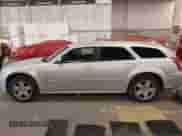 2005 Dodge Magnum SXT with VIN 2D4GZ48VX5H688672, listed as a IAAI auction lot 41466285 with 183,124 mi miles and . Bid and sale history available at DreamBid. Image 14.
