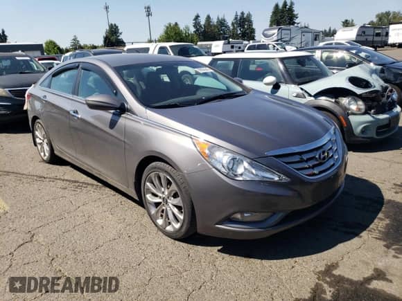 2011 Hyundai Sonata Limited z VIN 5NPEC4ACXBH285339, wystawiony jako Copart lot #69836645 z przebiegiem 132 438 mil mil oraz Szkoda całkowita • Salvage title. Historia ofert i sprzedaży dostępna na DreamBid. Obrazek 4.