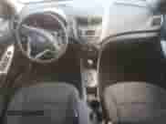 2016 Hyundai Accent SE z VIN KMHCT5AE7GU247087, wystawiony jako Copart lot #86997075 z przebiegiem 84 871 mil mil oraz Szkoda całkowita • Salvage title. Historia ofert i sprzedaży dostępna na DreamBid. Obrazek 8.