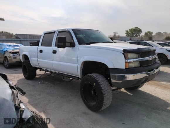 2003 Chevrolet Silverado 1500HD LS с VIN 1GCGK13U53F121654, выставлен на аукционе Copart как лот 71167244 с пробегом Не указан миль и Списание • Salvage title. История ставок и продаж доступна на DreamBid. Изображение 4.