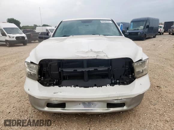 2022 Ram 1500 Tradesman z VIN 1C6RR6FG8NS170968, wystawiony jako Copart lot #62230755 z przebiegiem Nie podano mil oraz Szkoda całkowita • Salvage title. Historia ofert i sprzedaży dostępna na DreamBid. Obrazek 5.