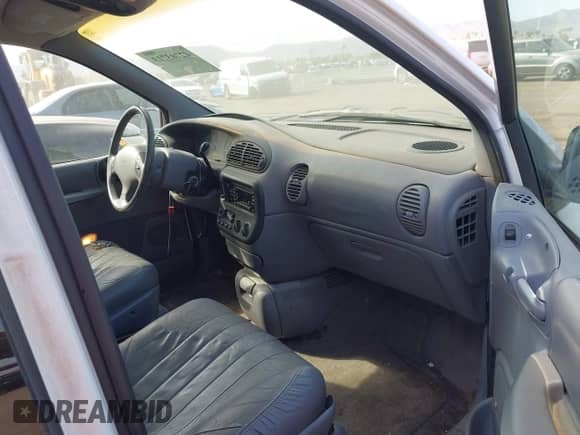 1997 Dodge Caravan LE with VIN 1B4GP54L0VB469965, listed as a IAAI auction lot 42703713 with 183,156 mi miles and . Bid and sale history available at DreamBid. Image 5.