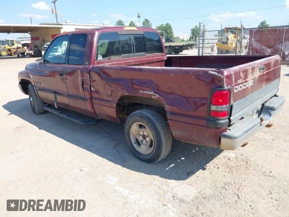 2001 Dodge 1500 z VIN 3B7HC13Z41G246248, wystawiony jako IAAI lot #43163340 z przebiegiem 222 003 mil mil oraz . Historia ofert i sprzedaży dostępna na DreamBid. Obrazek 3.