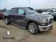 2021 Ram 1500 Big Horn z VIN 1C6SRFFT5MN751114, wystawiony jako Copart lot #68498935 z przebiegiem 20 141 mil mil oraz Nie do naprawy • Non repairable. Historia ofert i sprzedaży dostępna na DreamBid. Obrazek 4.