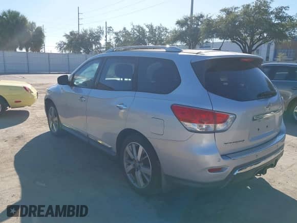 2014 Nissan Pathfinder Platinum z VIN 5N1AR2MN6EC680760, wystawiony jako IAAI lot #43475223 z przebiegiem 182 912 mil mil oraz . Historia ofert i sprzedaży dostępna na DreamBid. Obrazek 3.