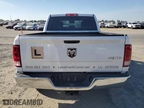 2019 Ram 1500 Tradesman z VIN 1C6RR7KMXKS726548, wystawiony jako Copart lot #71636945 z przebiegiem 124 557 mil mil oraz Szkoda całkowita • Salvage title. Historia ofert i sprzedaży dostępna na DreamBid. Obrazek 6.