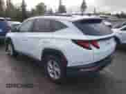 2024 Hyundai Tucson SEL z VIN 5NMJBCDE2RH421639, wystawiony jako IAAI lot #43539692 z przebiegiem 37 859 mil mil oraz . Historia ofert i sprzedaży dostępna na DreamBid. Obrazek 3.