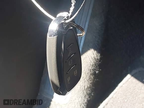 2021 Chevrolet Blazer LT z VIN 3GNKBCRS1MS502319, wystawiony jako IAAI lot #42733079 z przebiegiem 45 519 mil mil oraz . Historia ofert i sprzedaży dostępna na DreamBid. Obrazek 11.