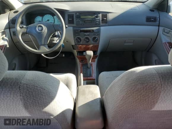 2004 Toyota Corolla CE с VIN 2T1BR32E34C258498, выставлен на аукционе Copart как лот 79432754 с пробегом 78 181 миль миль и Списание • Salvage title. История ставок и продаж доступна на DreamBid. Изображение 8.